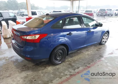 2012 Ford Focus S из США, поврежденный, VIN 1FAHP3E26CL234064